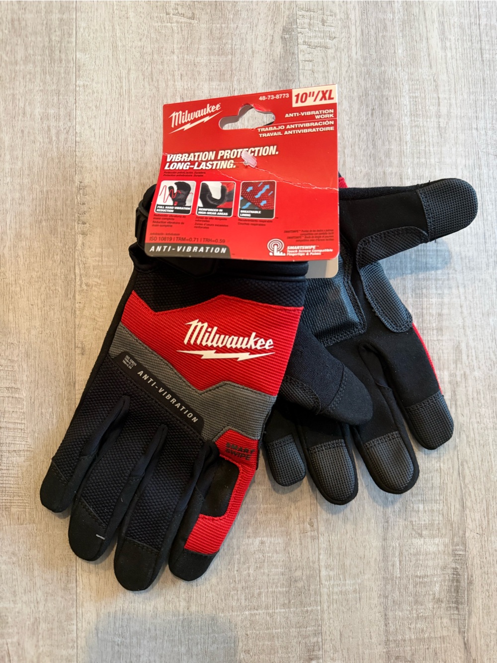 Milwaukee Anti-Vibration Work Gloves - Red/Black. Men’s XL.